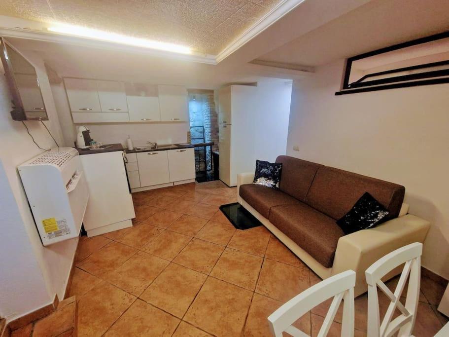 Casa Vacanza Castello Кальяри Экстерьер фото