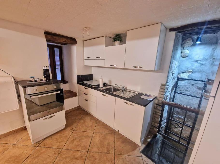 Casa Vacanza Castello Кальяри Экстерьер фото